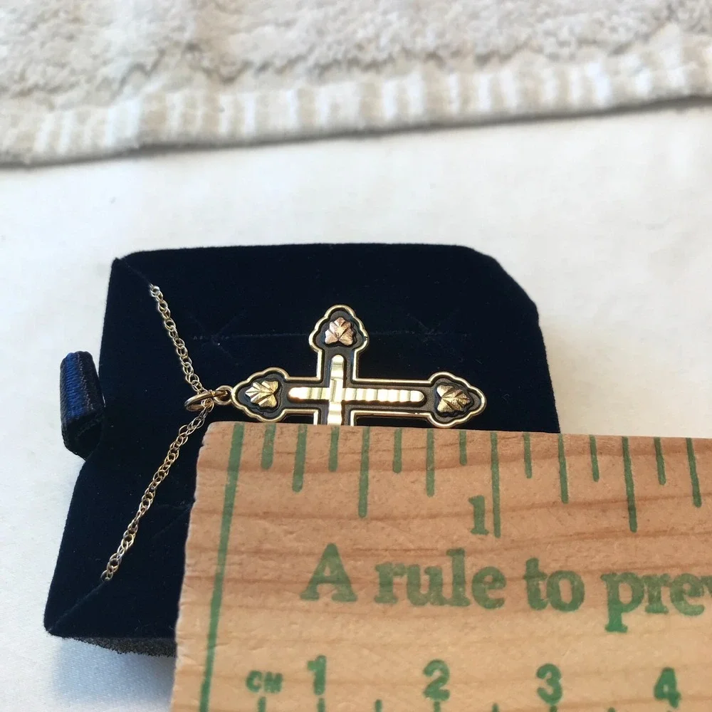 Avon this exquisite